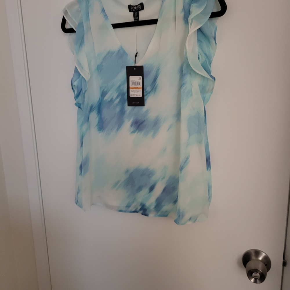 NWT Jones New York Aqua and White Ruffle Sleeve Blouse Size - PS